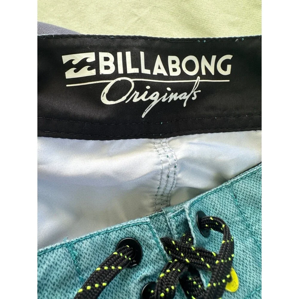 Billabong Originals Men's Stripe Front Lace Up Tie Surf Board Swim Shorts 32